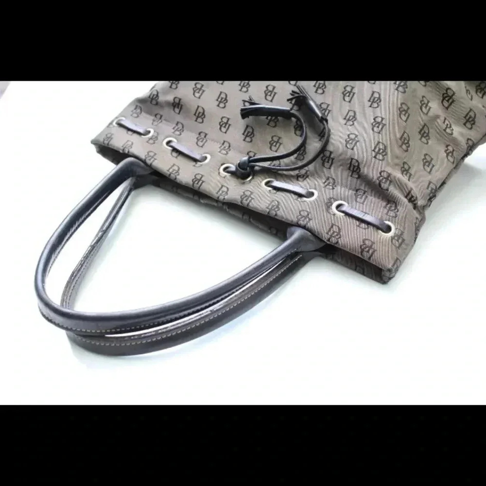 Dooney & Bourke tote bag - Picture 3 of 15